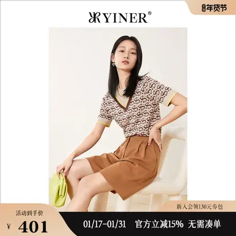 YINER音儿线上专选女装2022夏字母印花假V领针织衫套头商品大图