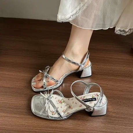 法式蝴蝶结凉鞋女款2025新款夏季气质百搭粗跟配裙子一字带高跟鞋图片