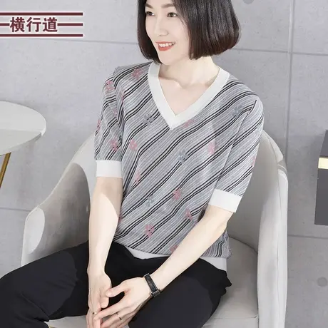 V领斜纹花朵宽松针织五分袖2025新款春装休闲中袖女上衣大码小衫商品大图