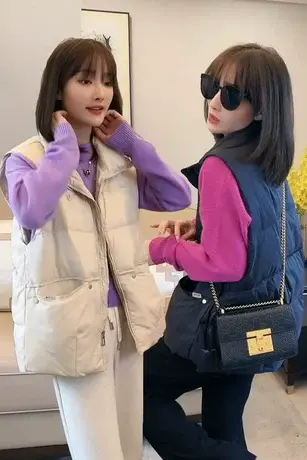 羽绒棉马甲女外穿2023年秋冬季新款背心网红时尚潮流大码百搭马夹图片