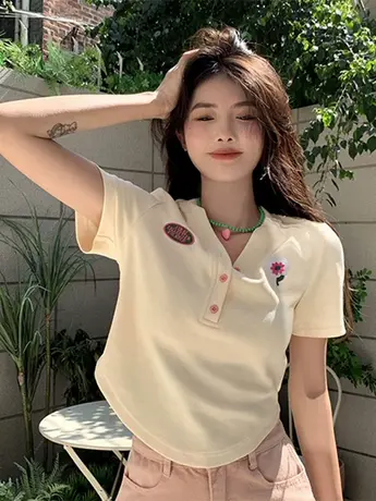 大码V领短袖正肩T恤女装胖mm夏季设计感甜辣短款修身上衣200斤潮商品大图