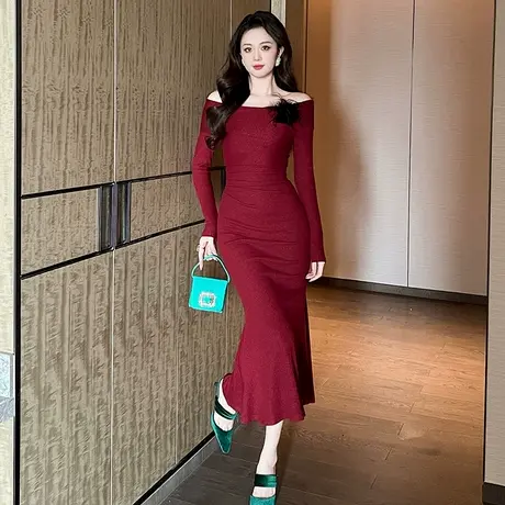 露锁骨宴会一字肩安可拉红礼服裙平时可穿订婚礼服千金感连衣裙女图片