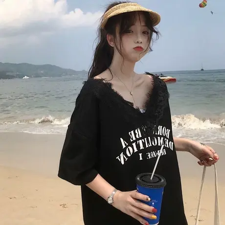 2023夏装新款潮蕾丝露肩锁骨v领上衣服宽松学生超火cec短袖t恤女图片