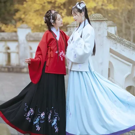 【如梦霓裳 | 袄裙双鱼】原创汉服夏女毛呢绣花明制袄裙齐腰褶裙图片