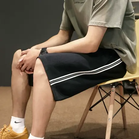 唐狮2025夏季新款男士休闲短裤拼接五分裤宽松运动直筒裤子小细节图片