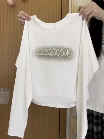 红续刺绣字母插肩短款长袖T恤女日系简约ins收腰内搭上衣秋冬新款图片