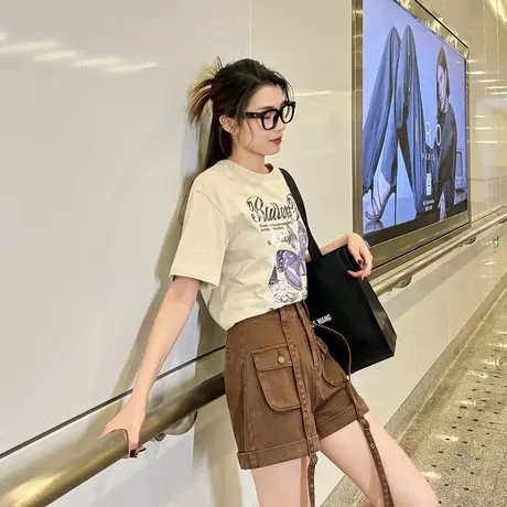 唐狮24年春季新款牛仔短裤女工装潮酷时尚设计感辣妹咖色裤子商品大图