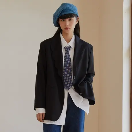 omont蛋挞家 复古青果领休闲西装外套女秋冬季宽松设计感廓形西服商品大图