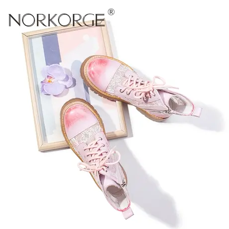 减龄蜜桃粉时装网靴马丁靴商品大图