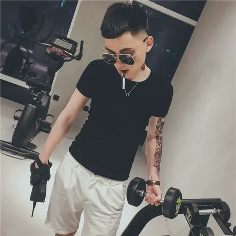 2023新款男纯色潮流时尚个性圆领短袖T恤休闲修身光板打底衫半袖商品大图