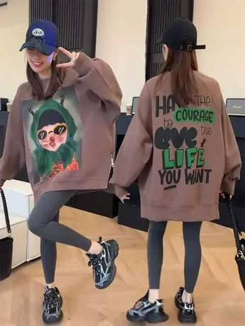 设计感小众加绒卫衣女秋季新款百搭卡通字母印花休闲宽松ins上衣图片