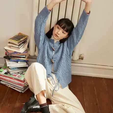 omont蛋挞家 复古牛角扣羊毛绞花毛衣外套女秋冬季设计感针织开衫商品大图