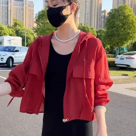 高级感连帽防晒衣女薄纱2025新款夏季宽松小个子透气防晒衫短外套图片