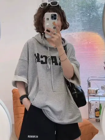 2023春季新款灰色字母卫衣女宽松薄款休闲半袖T恤韩版连帽上衣女图片