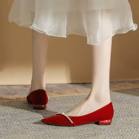 法式红色新娘不累脚婚鞋女2023年春夏季新款时尚尖头平底百搭单鞋商品大图