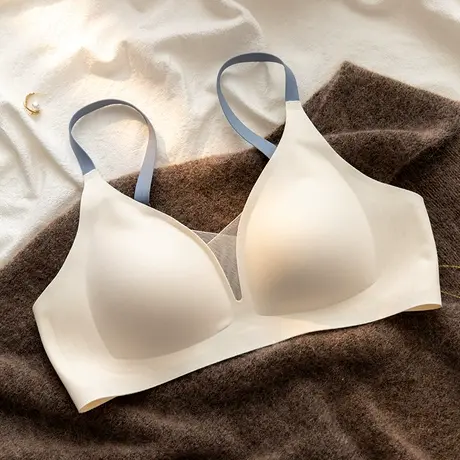 无痕光面内衣女薄款小胸聚拢胸罩无钢圈收副乳舒适透气文胸套装夏图片