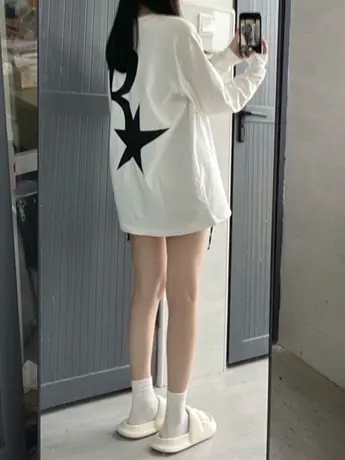 长袖t恤女早秋季宽松慵懒风潮设计感小众美式复古圆领卫衣ins超火商品大图