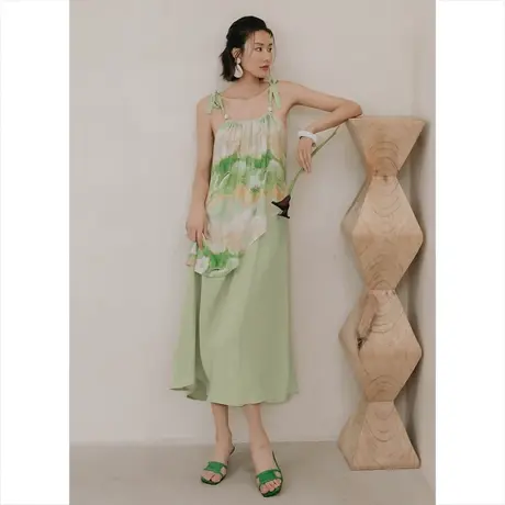 弥古绿色水墨吊带裙中国风天丝连衣裙油画长裙女夏海边度假沙滩裙图片