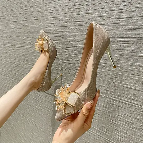 2023年秋冬季新款性感气质花卉水钻高跟鞋女细跟气质百搭尖头单鞋图片