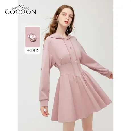 MISSCOCOON运动风带帽裙子24春新款女高腰长袖连衣裙图片