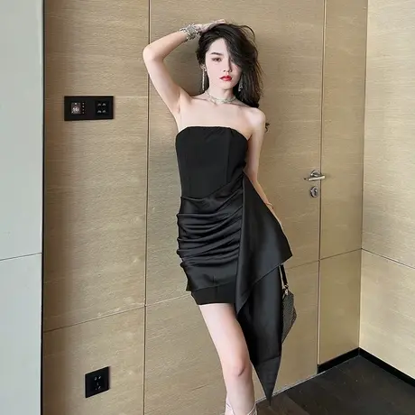 不规则短款一字肩聚会晚礼服平时可穿气质修身性感抹胸包臀连衣裙图片