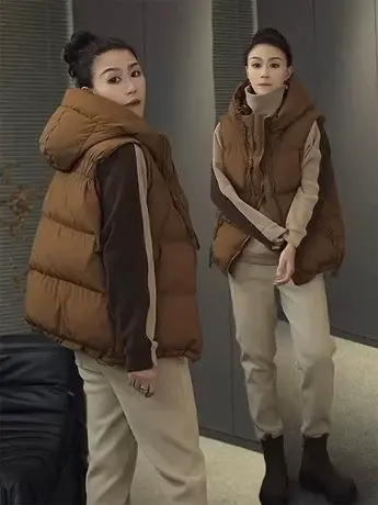 爆款连帽白鸭绒羽绒马甲女2023秋冬新款韩版时尚加厚马夹背心外搭图片