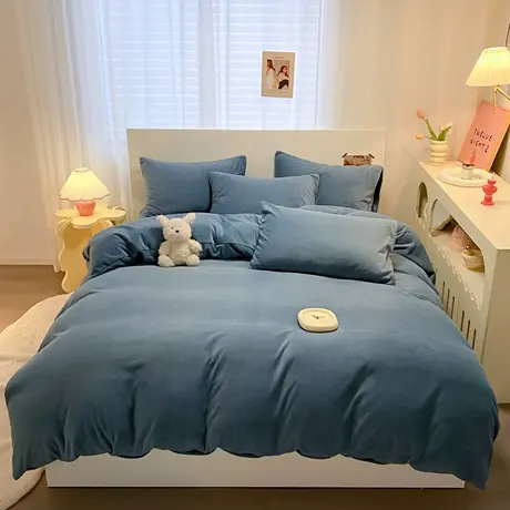 北极绒2025新款简约纯色双拼冬季加厚牛奶绒四件套保暖珊瑚绒被套图片