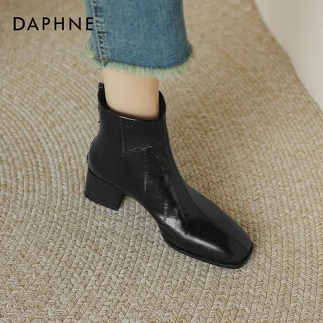 达芙妮短靴女2026新款冬季靴子漆皮加绒方头高跟鞋踝靴秋冬马丁靴图片