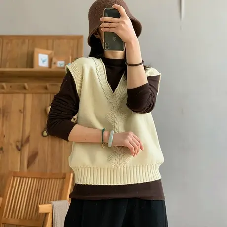 dza 复古宽松V领针织马夹背心女2024春新款外搭叠穿休闲马甲上衣图片