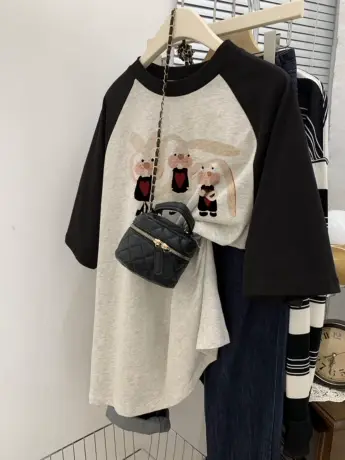 韩版东大门chic大码T恤女夏季ins潮纯棉复古短袖插肩袖设计感上衣图片