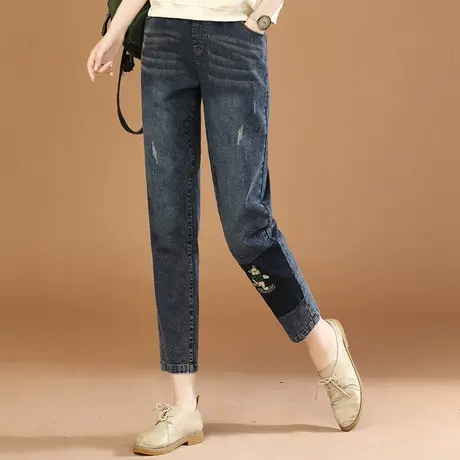 韩潮袭人松紧腰休闲百搭牛仔长裤女2024春季新款刺绣小脚哈伦裤图片
