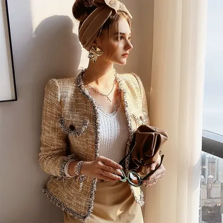 粉红大布娃娃法式上衣2022春季新款洋气炸街潮流短款小香风外套女图片