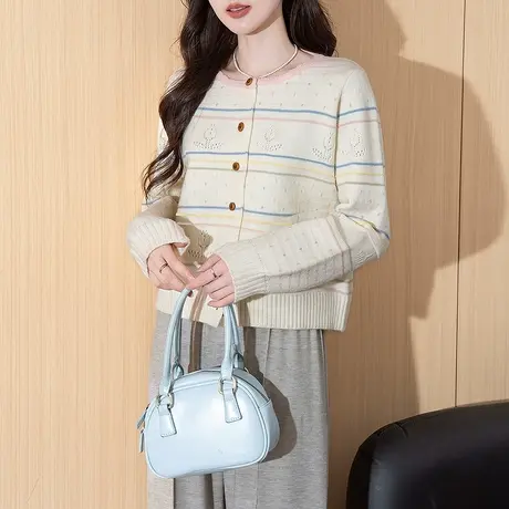 唐狮秋冬季女毛衣温柔系花朵镂空提花设计圆领开衫短款毛线衫tu图片