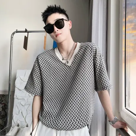 夏季男短袖t恤半袖设计感ins潮流时尚不规则纹路宽松V领学生上衣商品大图