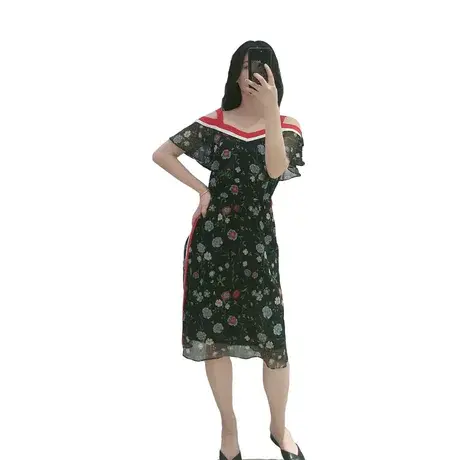 季候风通勤甜美露肩A字高腰吊带一字肩雪纺印花连衣裙女8271LC107图片