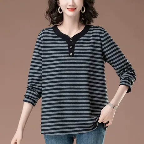 长袖t恤女春秋新款大码女装宽松中老年妈妈纯棉V领显瘦条纹打底衫商品大图