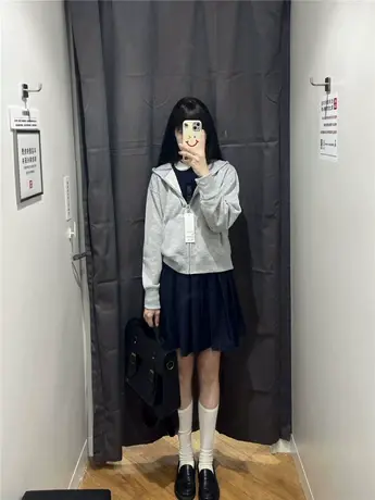 2023春秋新品运动拉链连帽外套纯色短款开衫卫衣女显瘦百搭上衣潮图片