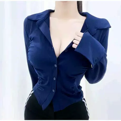 现货~Onoev新款翻领褶皱长袖衬衫收腰显身材紧身衬衣商品大图