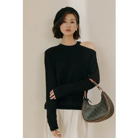 弥古黑色露肩针织衫法式慵懒风毛衣女秋季长袖挖肩上衣高级感秋装图片