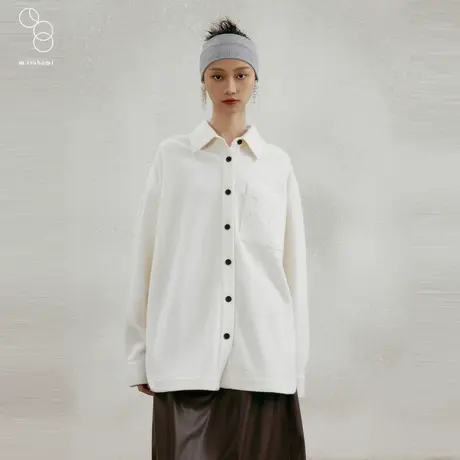 子苞米冬季新款款翻领利落设计感羊毛混纺女式衬衫图片