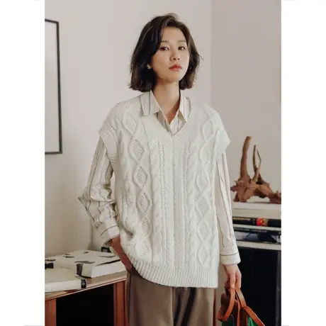 弥古慵懒风麻花毛衣叠穿v领针织马甲女秋冬外穿粗针织背心小坎肩商品大图
