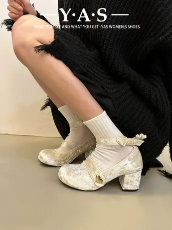 小香风绒面玛丽珍鞋蝴蝶结可爱风配Lolita裙子2024新款粗跟高跟鞋图片