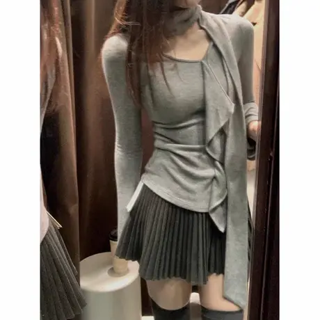 chic甜辣设计感小众长袖T恤女秋冬德绒保暖打底衫内搭纯欲风上衣图片