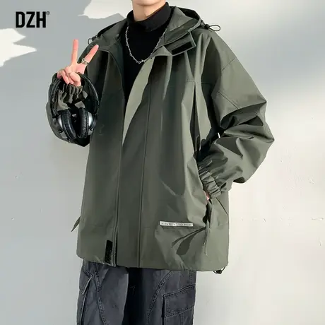 男士冲锋衣男款军绿色防风外套男春秋款潮牌男装2023新款连帽风衣商品大图