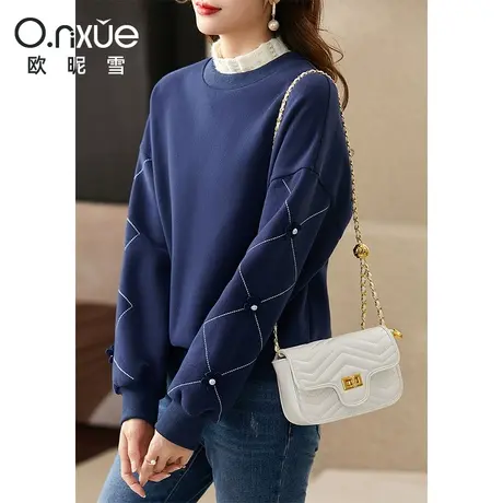 欧昵雪2023冬季新款时尚蕾丝拼接圆领加绒卫衣女绣花长袖宽松慵懒图片