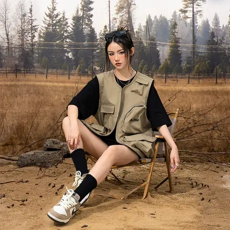 YEP×AU3TIC立体多口袋功能性复古山系户外透气工装马甲背心外套图片