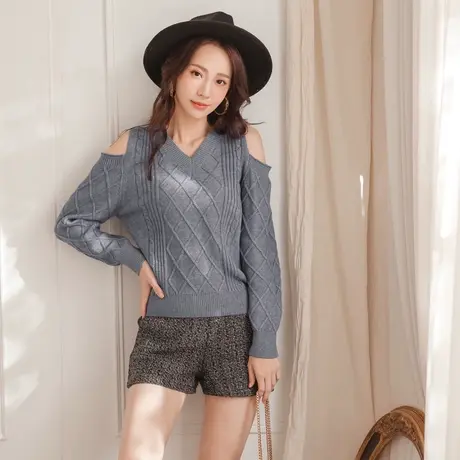 桔熊秋冬季通勤菱格纹包芯纱V领露肩针织衫保暖毛衣女大码FA2249图片