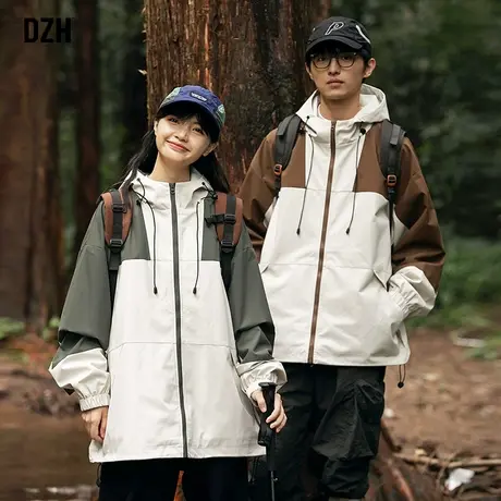 情侣拼色连帽冲锋衣外套男春秋防风防水2024新款情侣装秋装登山服商品大图