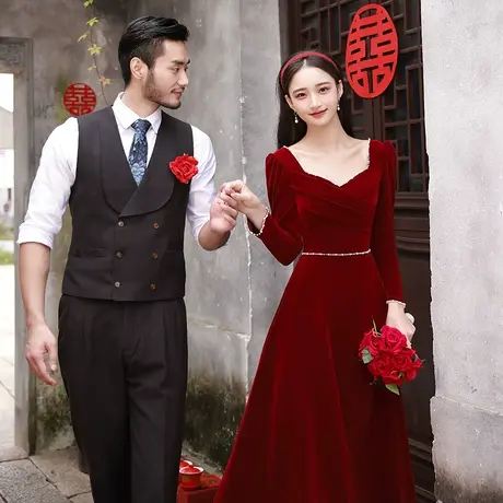 敬酒服2023新款新娘冬天惊艳结婚冬季长袖回门服酒红色丝绒礼服女图片