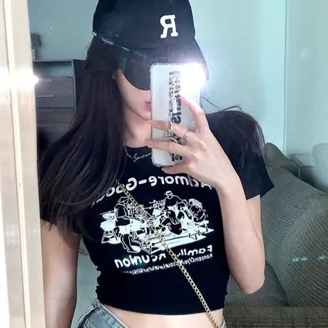 2023夏季新款短袖T恤女短款印花白色港风网红小众修身露脐上衣潮图片